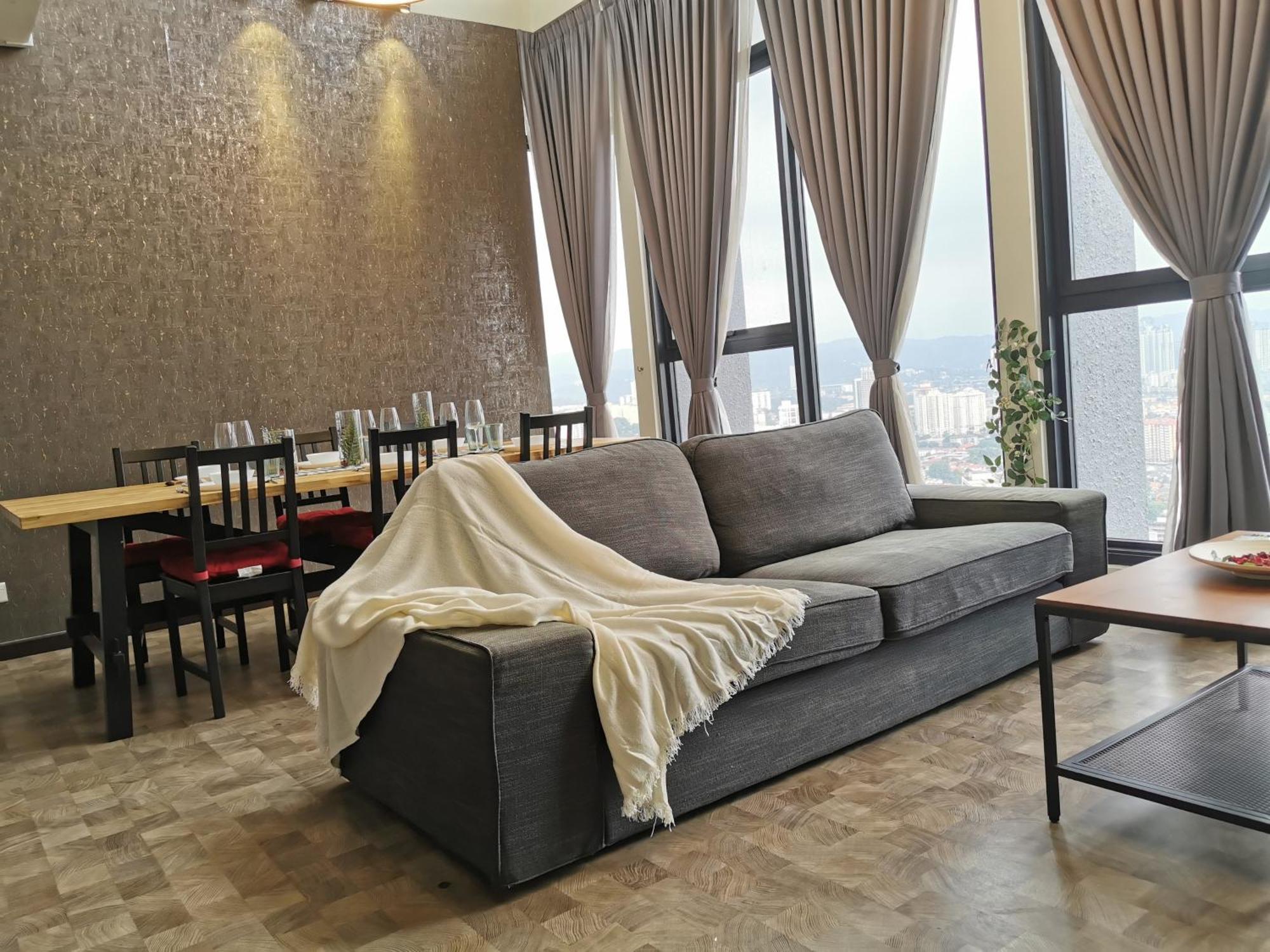 Expressionz Designer Suites Host By Aurora Premium Stay Куала-Лумпур Экстерьер фото